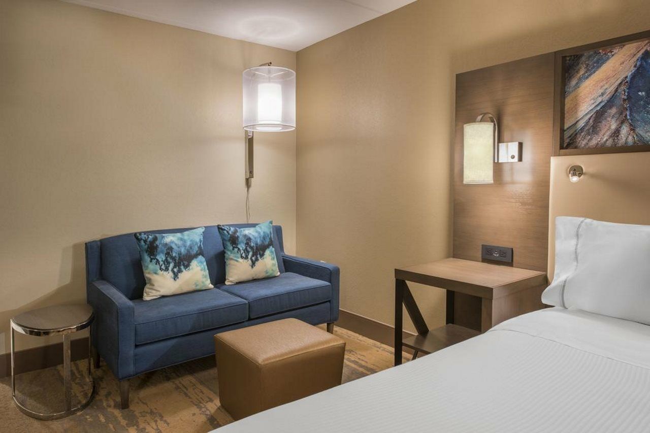 The Westin Vegas & 4* Las Vegas